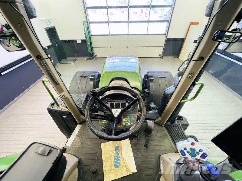 Fendt 724 VARIO S4 PROFI PLUS 拖拉机/农用车