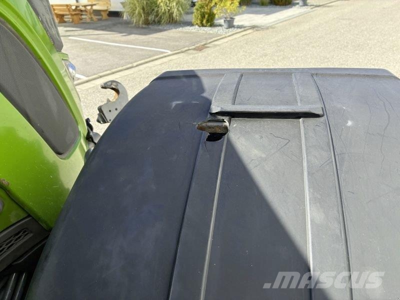 Fendt 724 VARIO S4 PROFI PLUS Tractoren