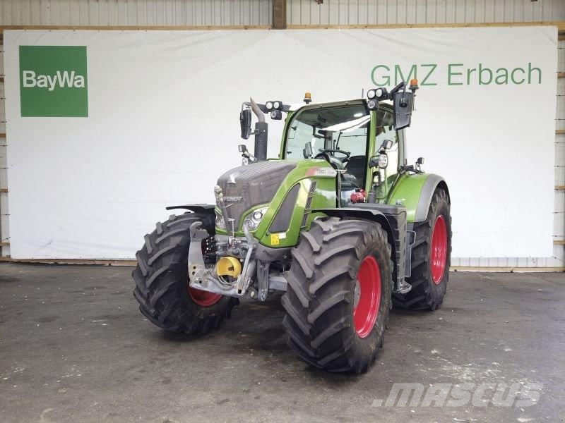 Fendt 724 VARIO S4 PROFI PLUS Traktorji