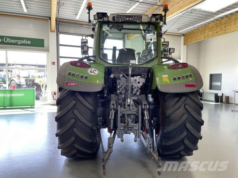 Fendt 724 VARIO S4 PROFI PLUS Traktorji