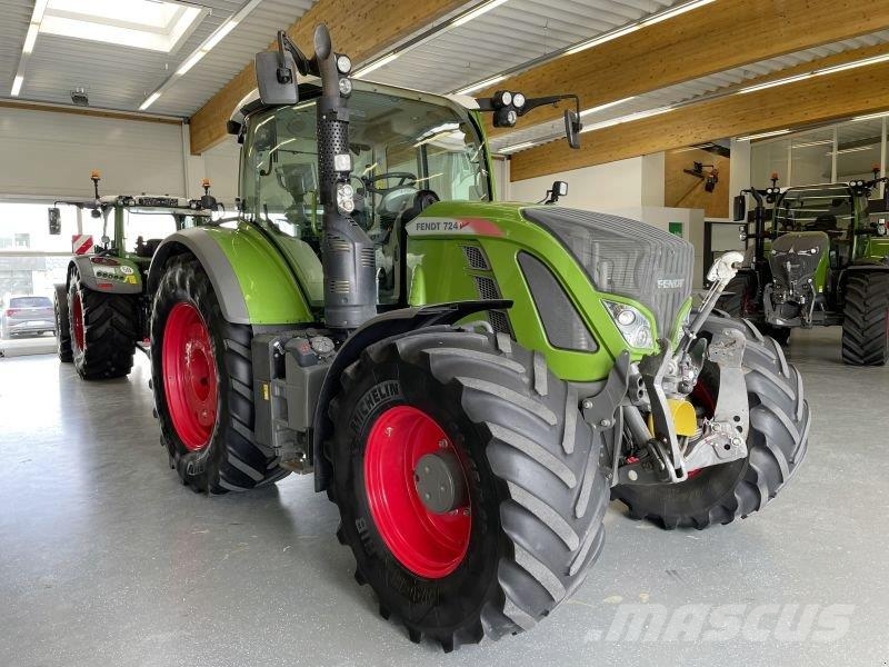 Fendt 724 VARIO S4 PROFI PLUS Τρακτέρ