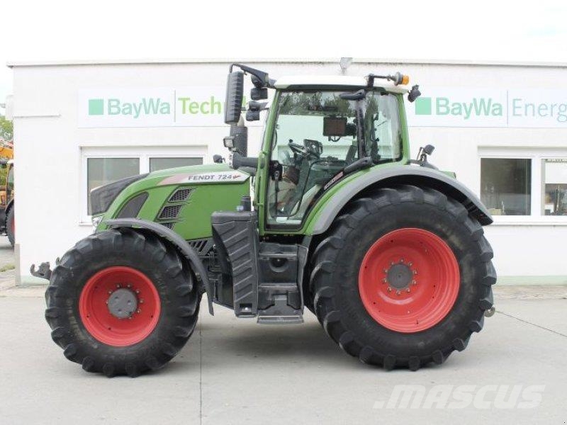 Fendt 724 Vario S4 PROFI PLUS Tractoren