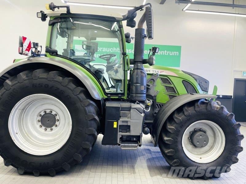 Fendt 724 VARIO S4 PROFI PLUS 拖拉机/农用车