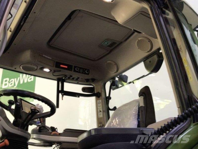 Fendt 724 VARIO S4 PROFI PLUS Traktoren
