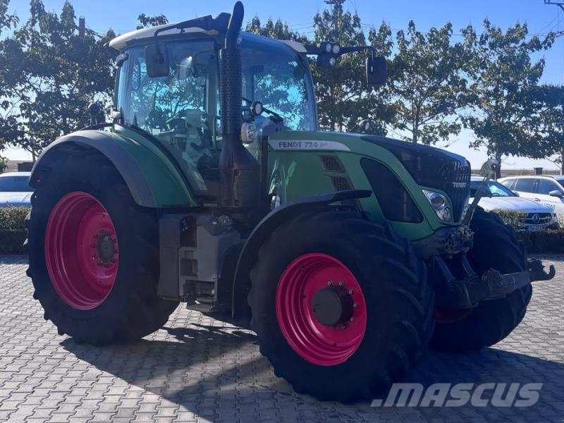 Fendt 724 Vario SCR Profi الجرارات