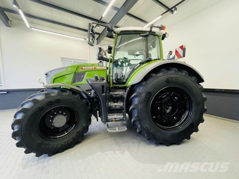 Fendt 728 GEN7 PROFI PLUS S2 Traktory
