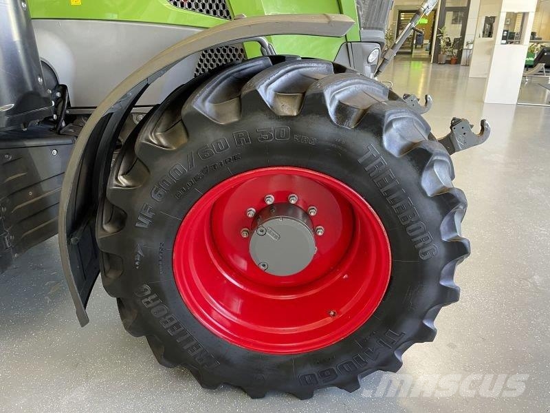 Fendt 728 VARIO GEN7 PROFI PLUS Traktorji