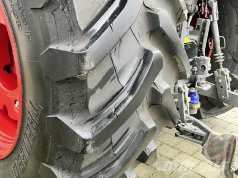 Fendt 728 VARIO GEN7 PROFI PLUS Tractoren