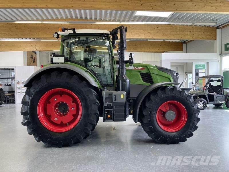Fendt 728 VARIO GEN7 PROFI PLUS Tratores Agrícolas usados