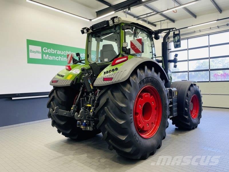 Fendt 728 VARIO GEN7 PROFI PLUS S2 Traktory