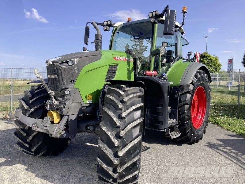 Fendt 728 VARIO GEN7 PROFI PLUS Traktorit