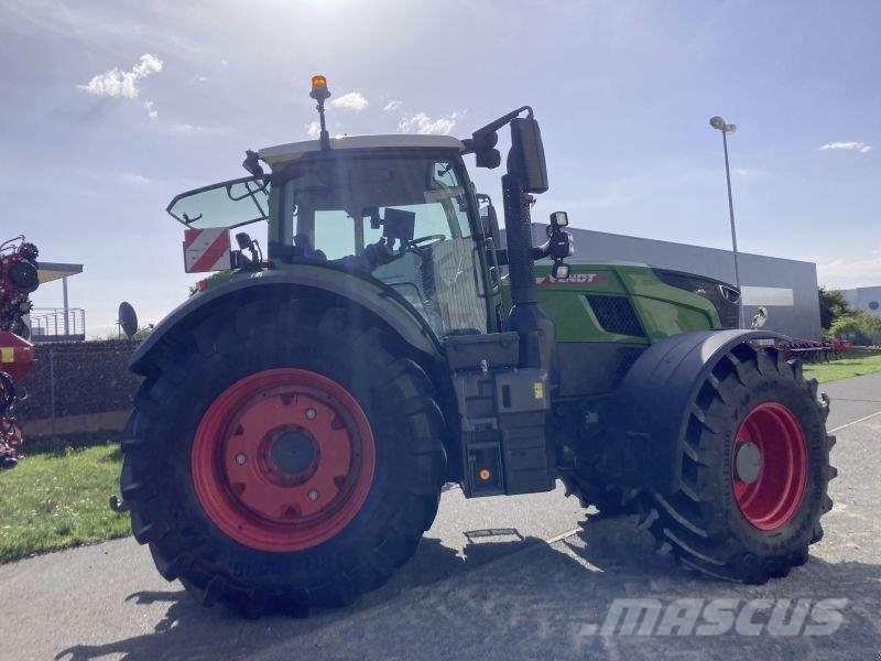 Fendt 728 VARIO GEN7 PROFI PLUS Traktorit