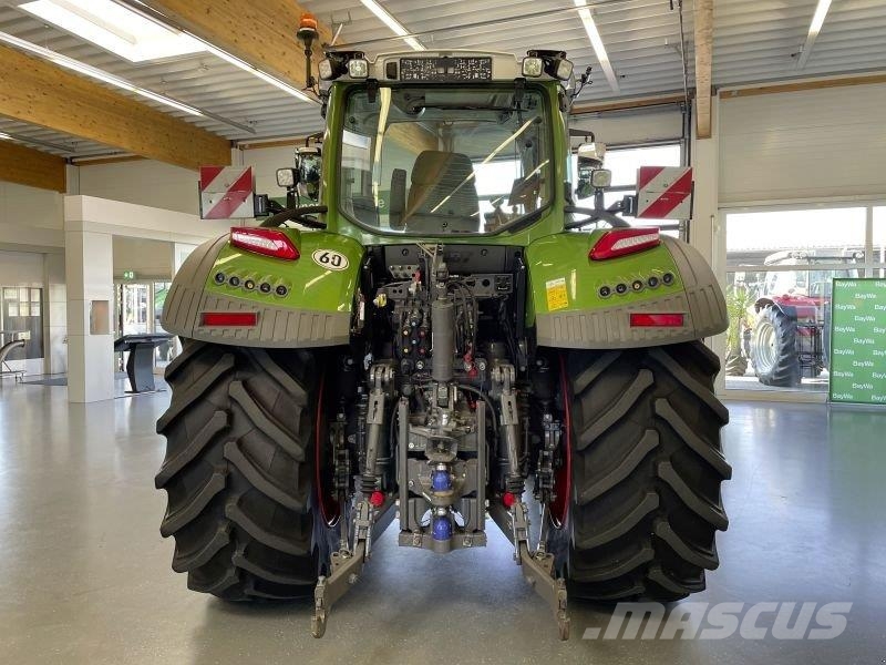 Fendt 728 VARIO GEN7 PROFI PLUS Traktorji