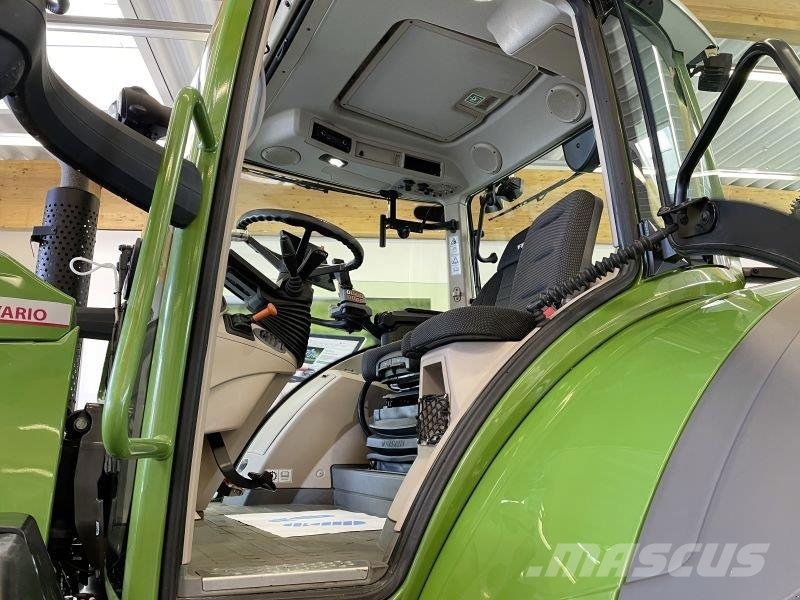 Fendt 728 VARIO GEN7 PROFI PLUS Traktorji