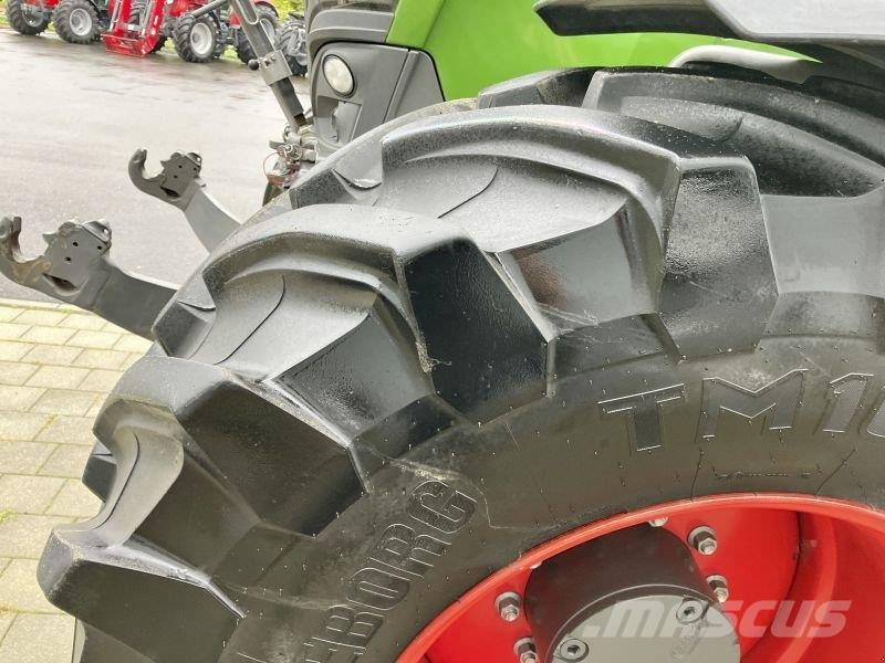 Fendt 728 VARIO GEN7 PROFI PLUS Tractoren