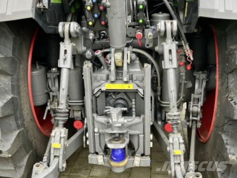 Fendt 728 VARIO GEN7 PROFI PLUS Tractoren