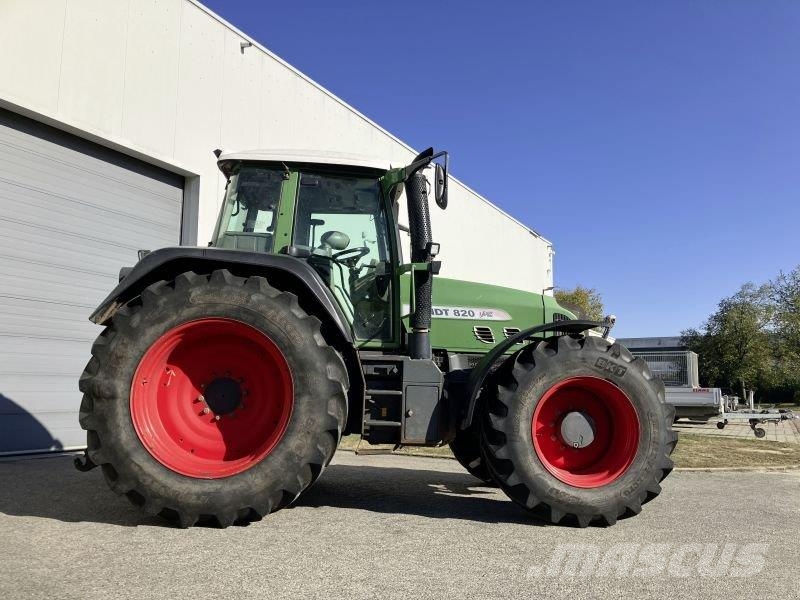 Fendt 820 Vario **RTK** Traktoren