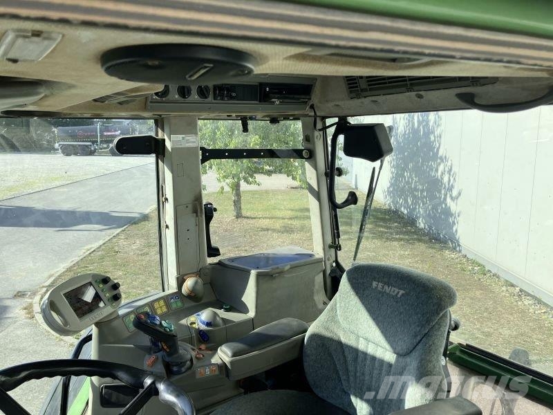 Fendt 820 Vario **RTK** Traktoren
