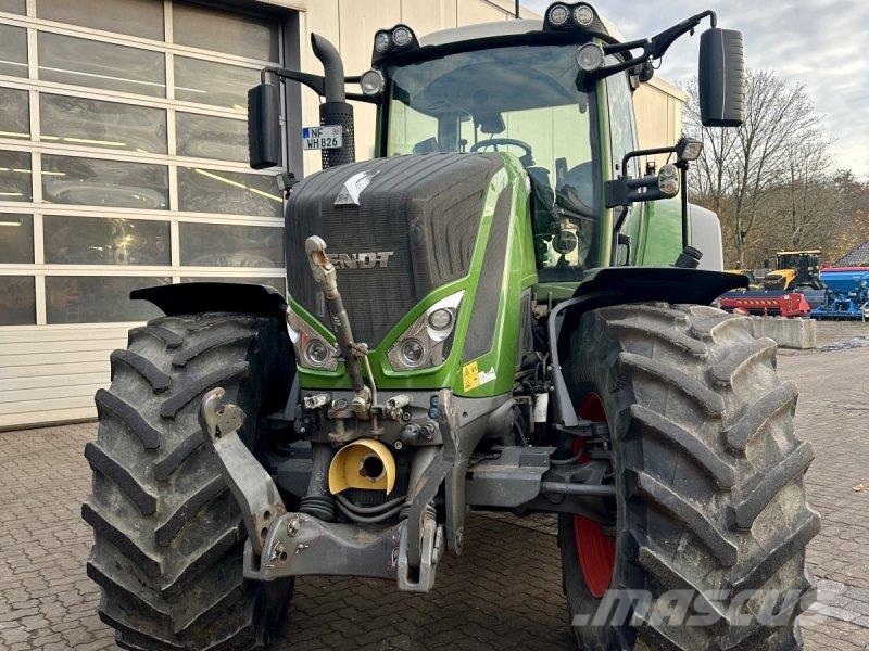 Fendt 826 Vario ProfiPlus Tracteur