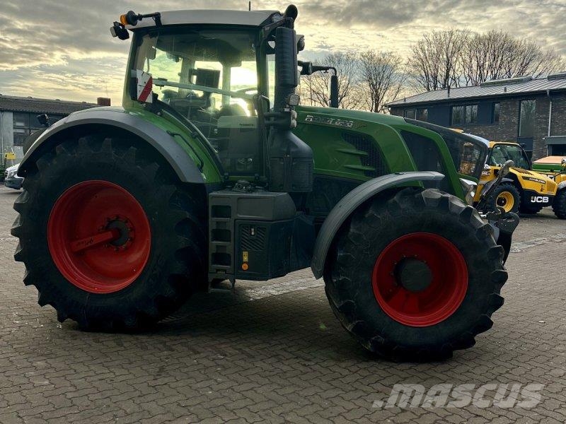 Fendt 826 Vario ProfiPlus Tracteur