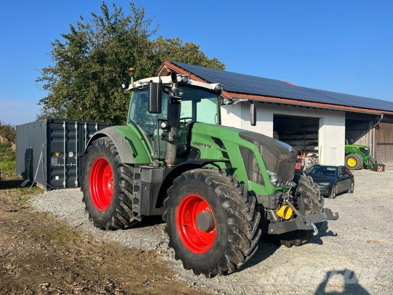 Fendt 828 Vario Tractores