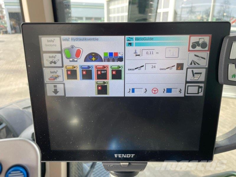 Fendt 828 Vario ProfiPlus Трактори