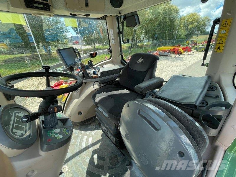 Fendt 828 Vario ProfiPlus Tractoren