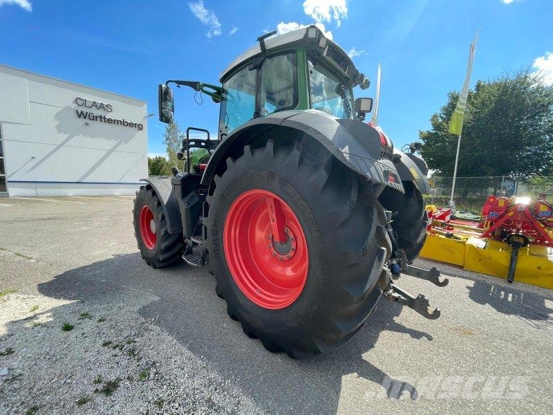 Fendt 828 Vario ProfiPlus Tractoren
