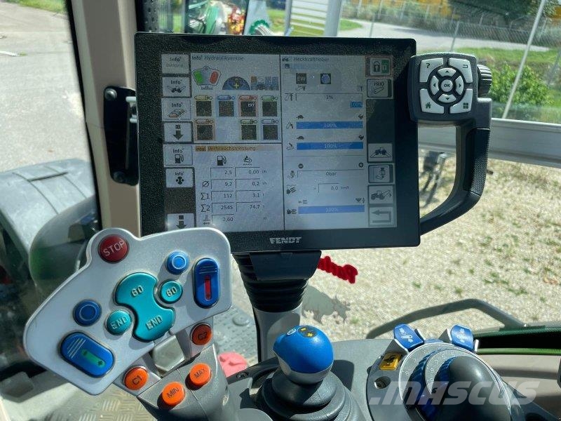 Fendt 828 Vario ProfiPlus Tractoren