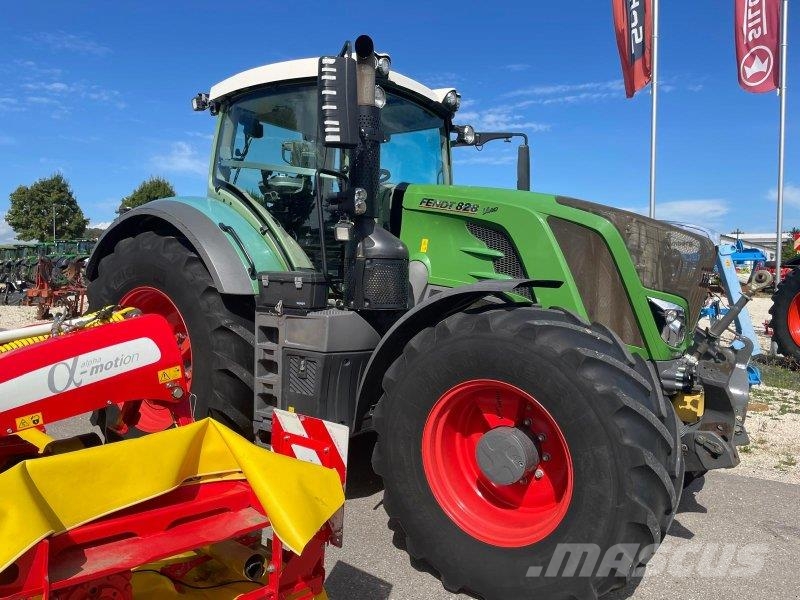 Fendt 828 Vario ProfiPlus Tractoren