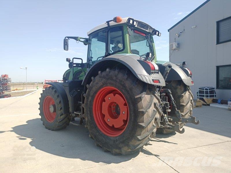 Fendt 828 Vario S4 Power الجرارات