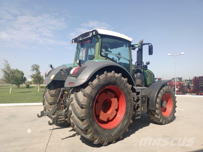 Fendt 828 Vario S4 Power الجرارات