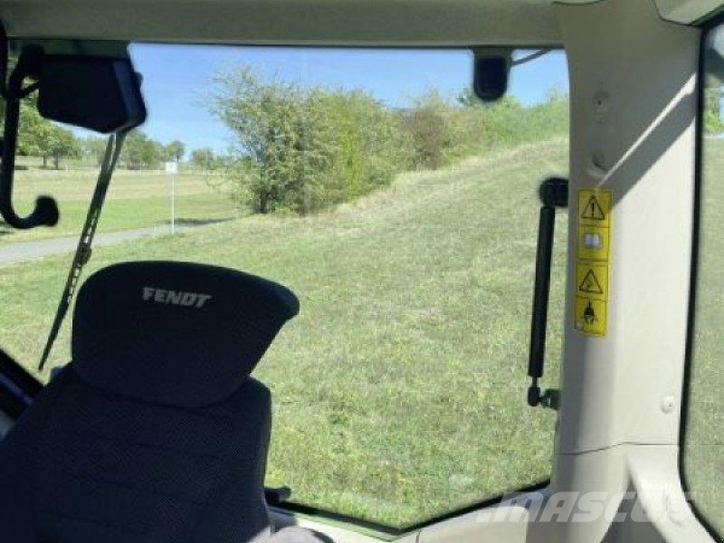 Fendt 828 VARIO S4 PROFI PLUS Traktorit