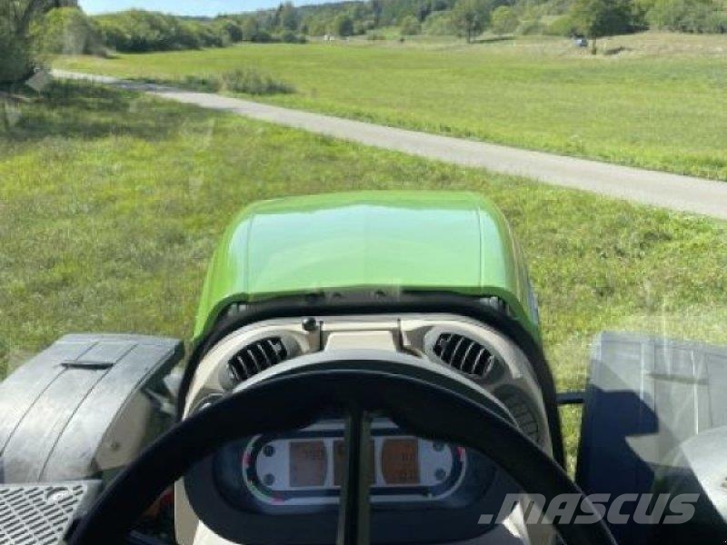 Fendt 828 VARIO S4 PROFI PLUS Traktorit