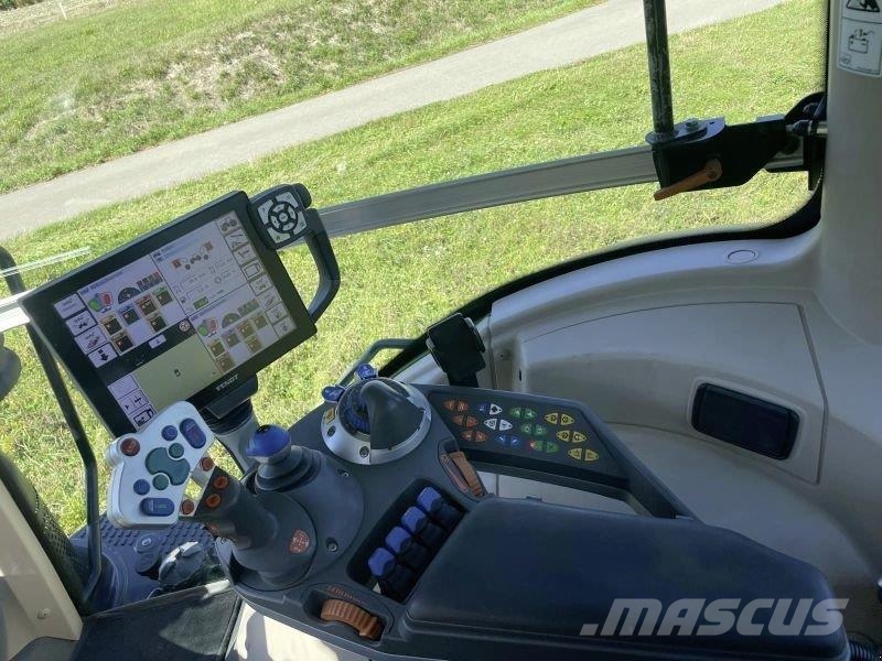 Fendt 828 VARIO S4 PROFI PLUS Traktorit