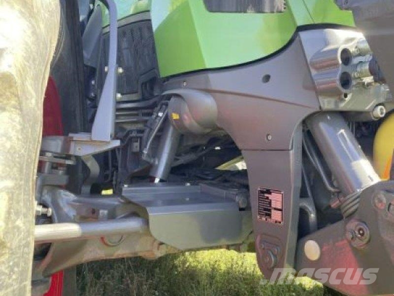 Fendt 828 VARIO S4 PROFI PLUS Traktorit