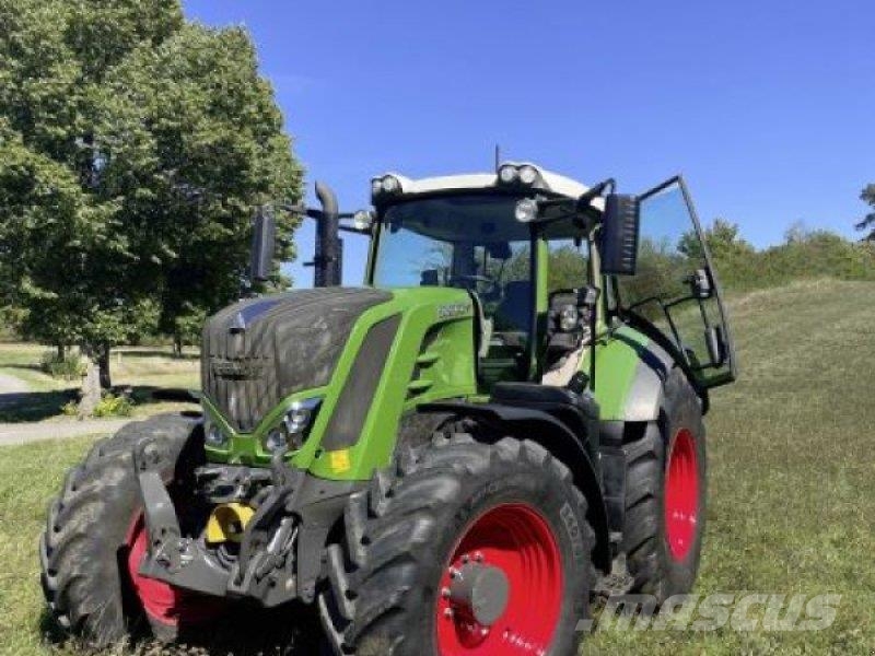 Fendt 828 VARIO S4 PROFI PLUS Traktorit