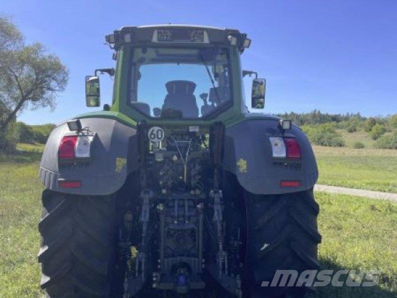Fendt 828 VARIO S4 PROFI PLUS Traktorit