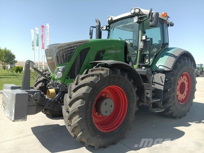 Fendt 927 Vario S4 Profi plus Трактори