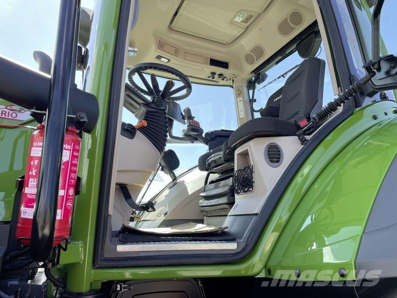 Fendt 930 VARIO GEN7 PROFI PLUS Tratores Agrícolas usados