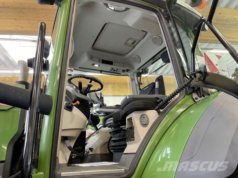 Fendt 933 GEN6 PROFI PLUS GW 03/27 Traktorit