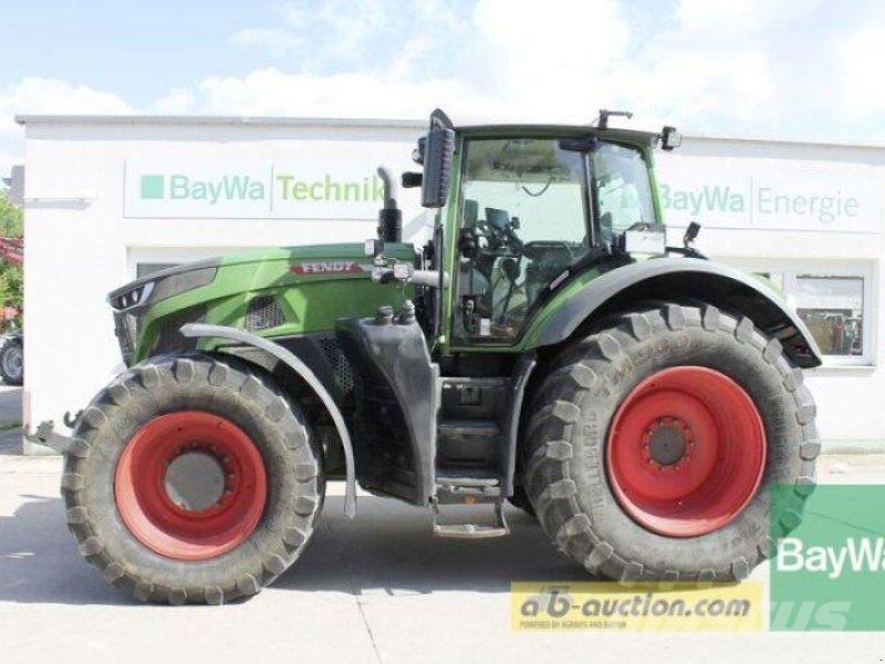 Fendt 933 VARIO GEN7 PROFI Tracteur