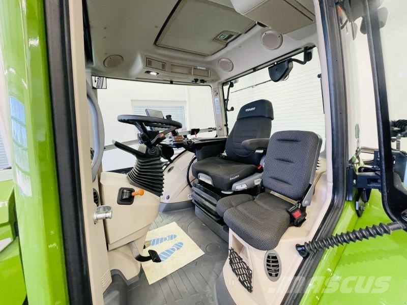 Fendt 933 VARIO GEN7 PROFIPLUS S2 Tractores