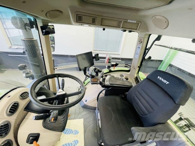 Fendt 933 VARIO GEN7 PROFIPLUS S2 Tractores