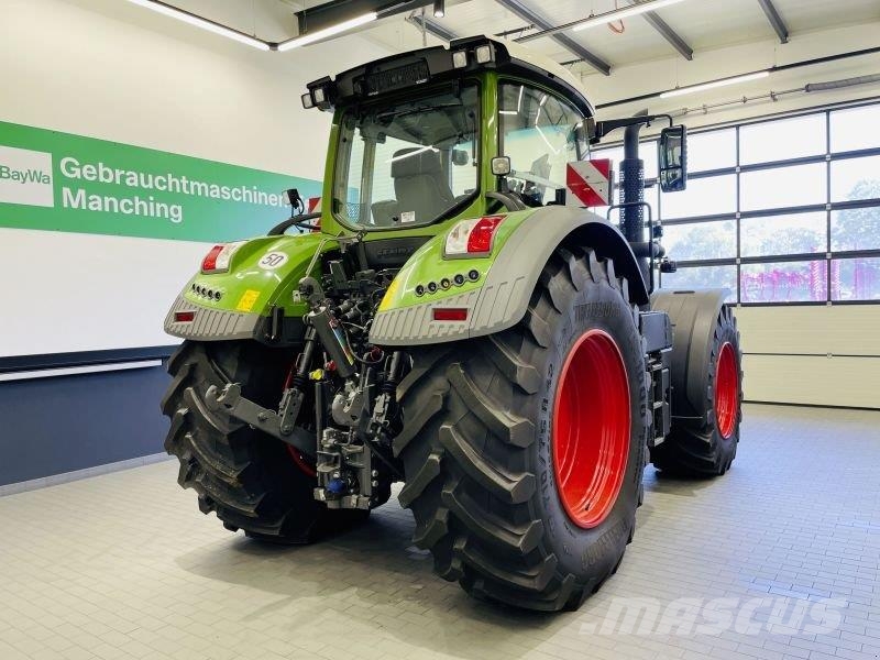 Fendt 933 VARIO GEN7 PROFIPLUS S2 Tractores