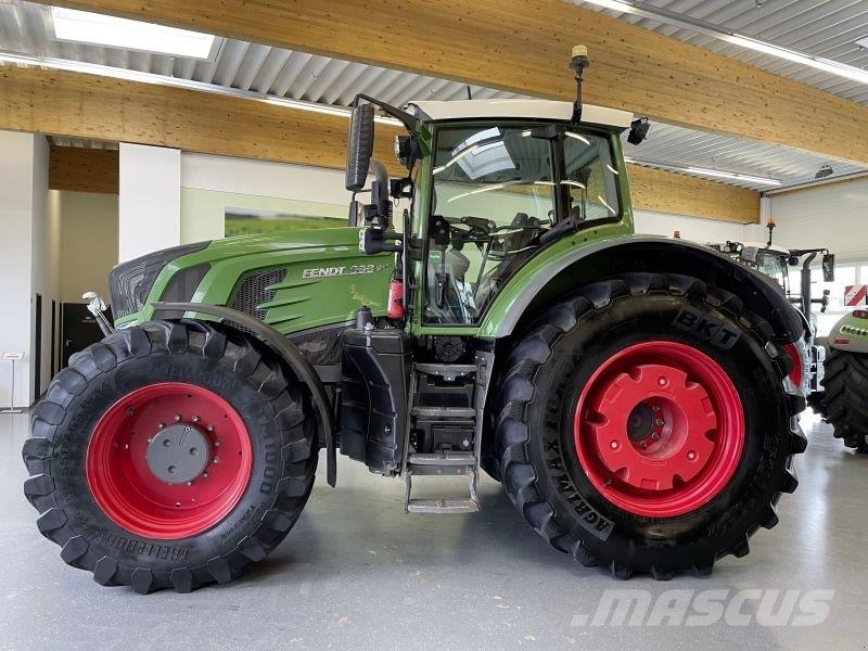 Fendt 933 VARIO S4 PROFI PLUS Traktorit