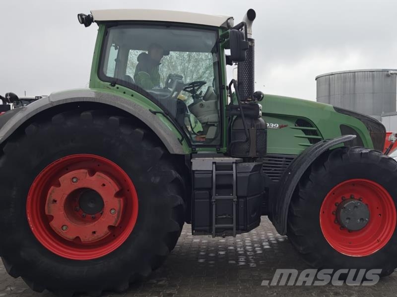 Fendt 939 Vario Power Tractors