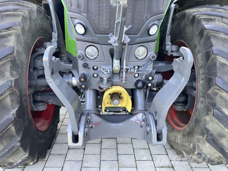 Fendt 942 VARIO GEN7 PROFI PLUS Tractoren