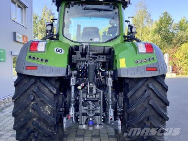 Fendt 942 VARIO GEN7 PROFI PLUS Tractoren