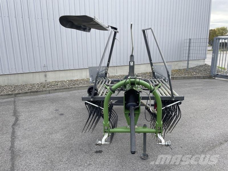 Fendt FORMER 456 DN Windrowers